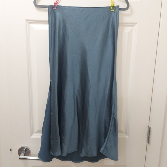 Audrey 3+1 Judith skirt - Picture 3 of 9